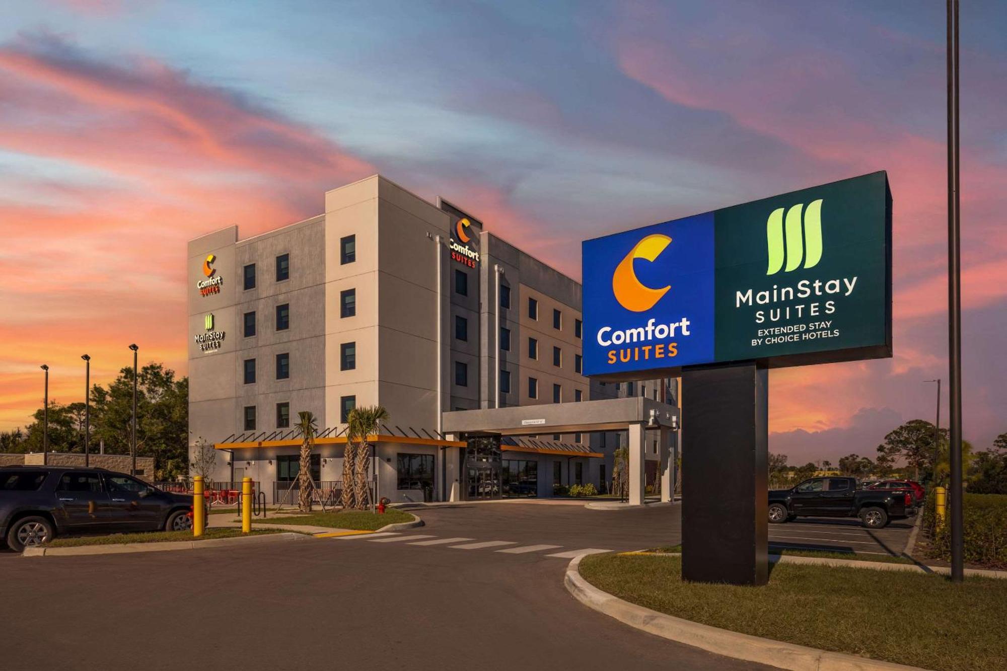 Comfort Suites Fort Myers East I-75 Exteriör bild
