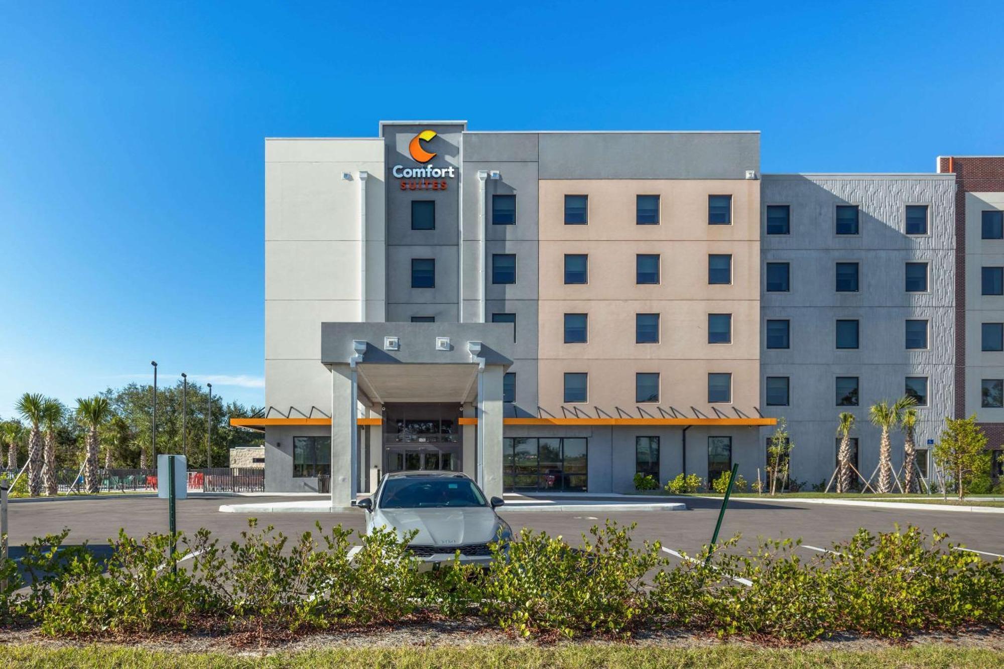 Comfort Suites Fort Myers East I-75 Exteriör bild
