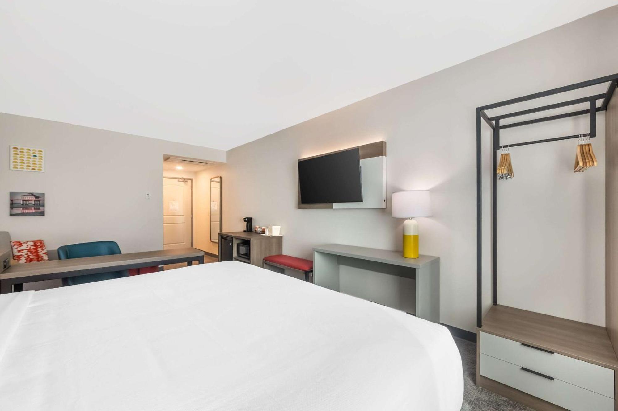 Comfort Suites Fort Myers East I-75 Exteriör bild