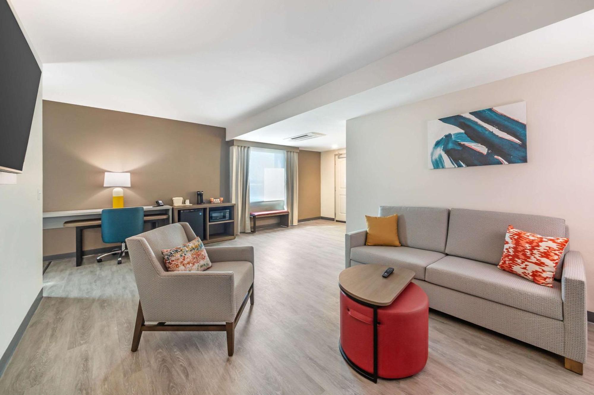 Comfort Suites Fort Myers East I-75 Exteriör bild