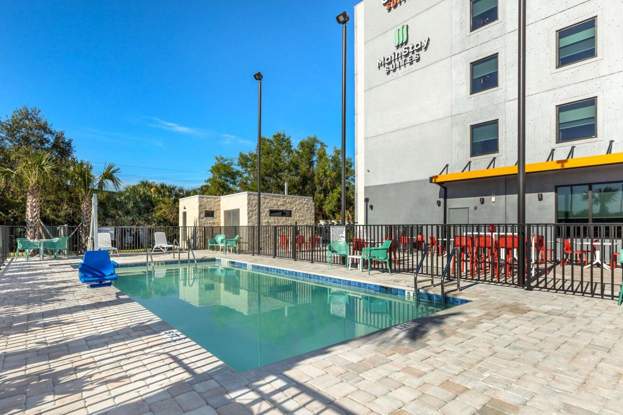 Comfort Suites Fort Myers East I-75 Exteriör bild